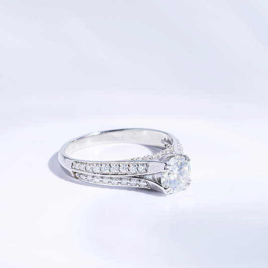 Naro Solitaire Ring