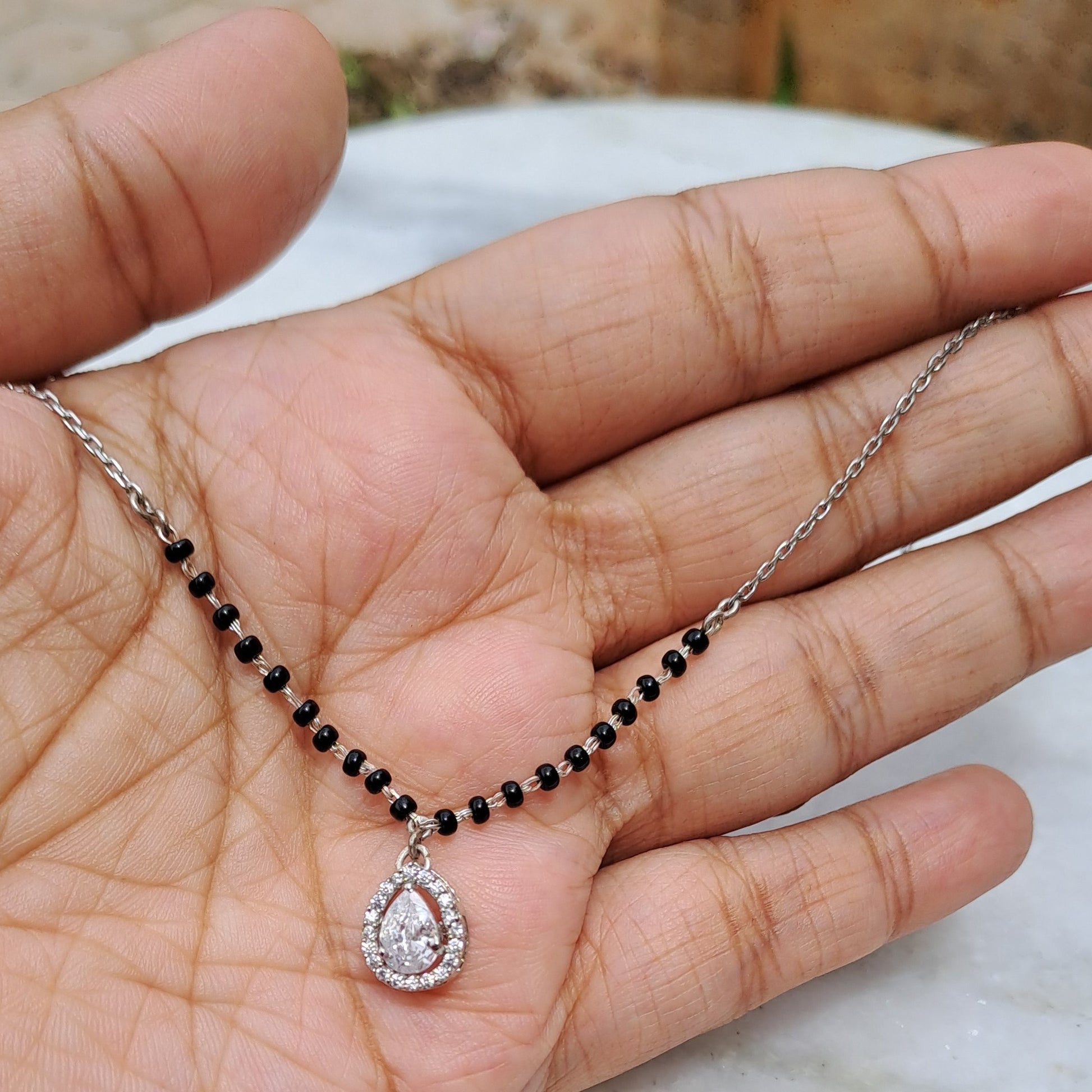 Pear Halo Mangalsutra