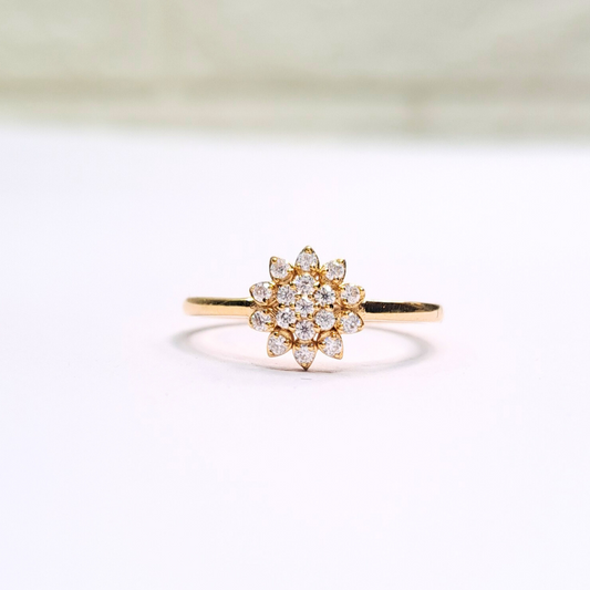 Kaasni Ring (0.16 CT)