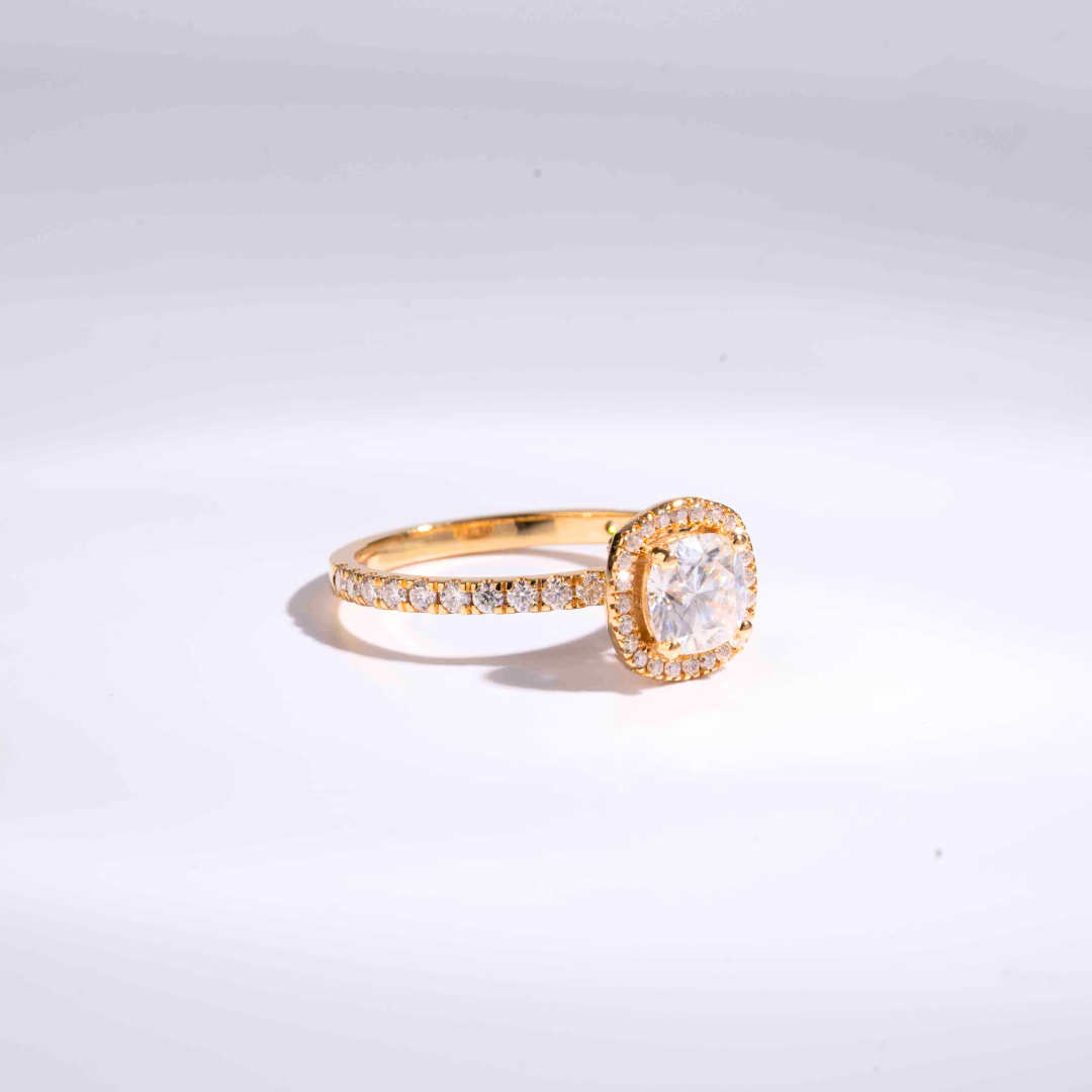 Shrika Ring (1.5 CT)