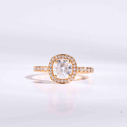 Shrika Ring (1.5 CT)