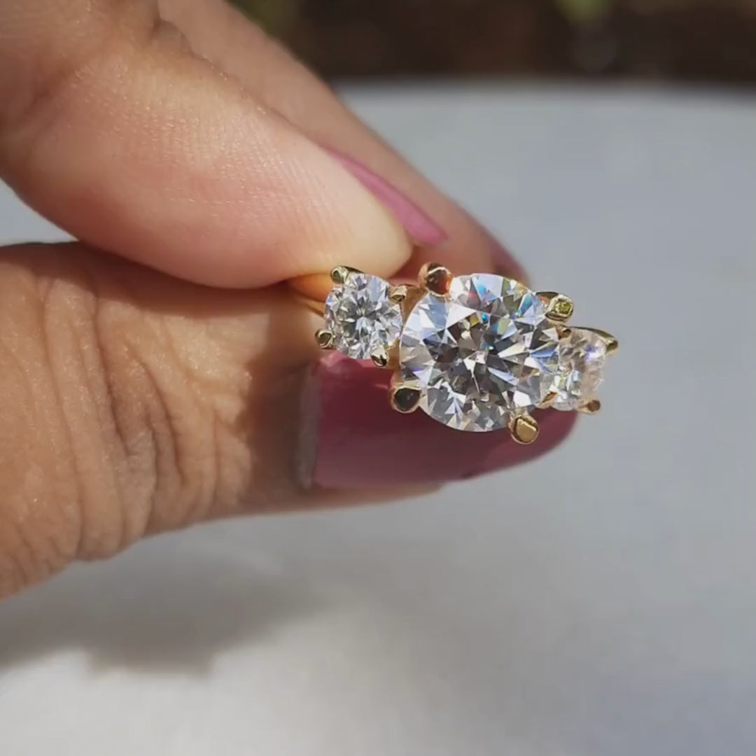3 Stone Gold Ring Women, Dainty Diamond Ring, Minimal Ring, 14K Solid – The  Golden Glam